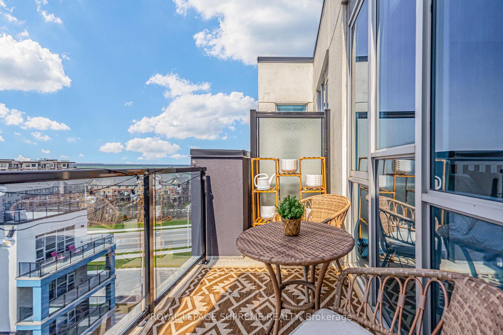 16 Concord Place 639