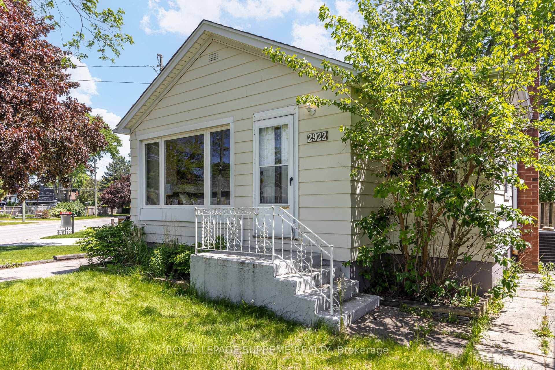 2922 Portage Road