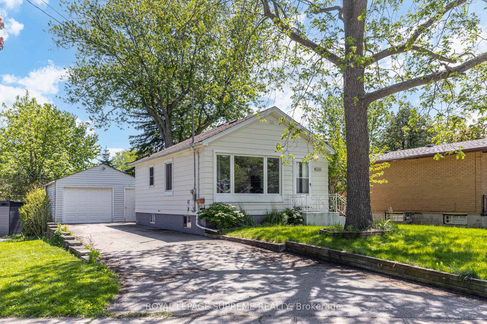 2922 Portage Road