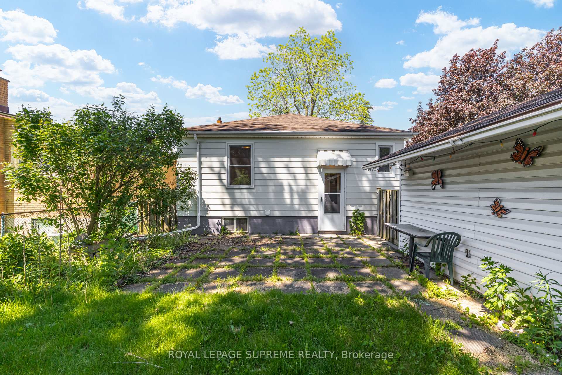 2922 Portage Road