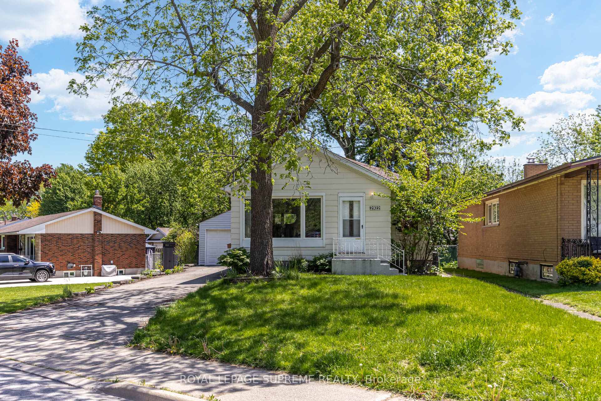 2922 Portage Road