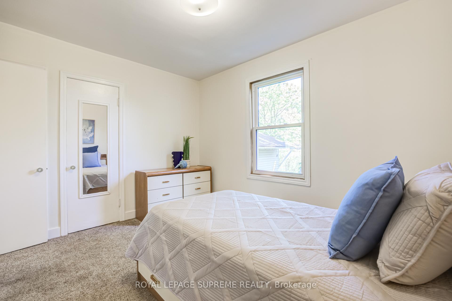 2922 Portage Road