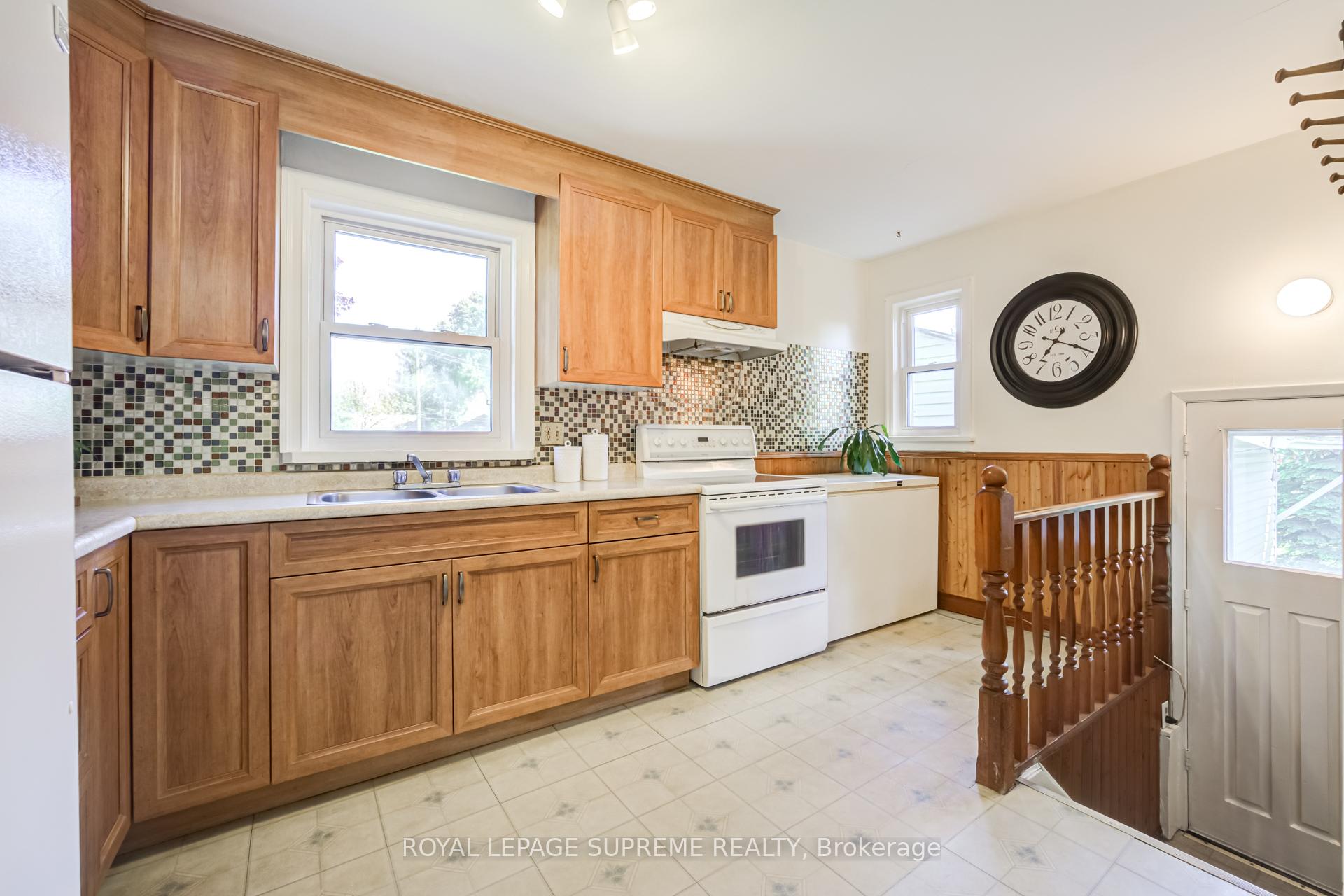 2922 Portage Road