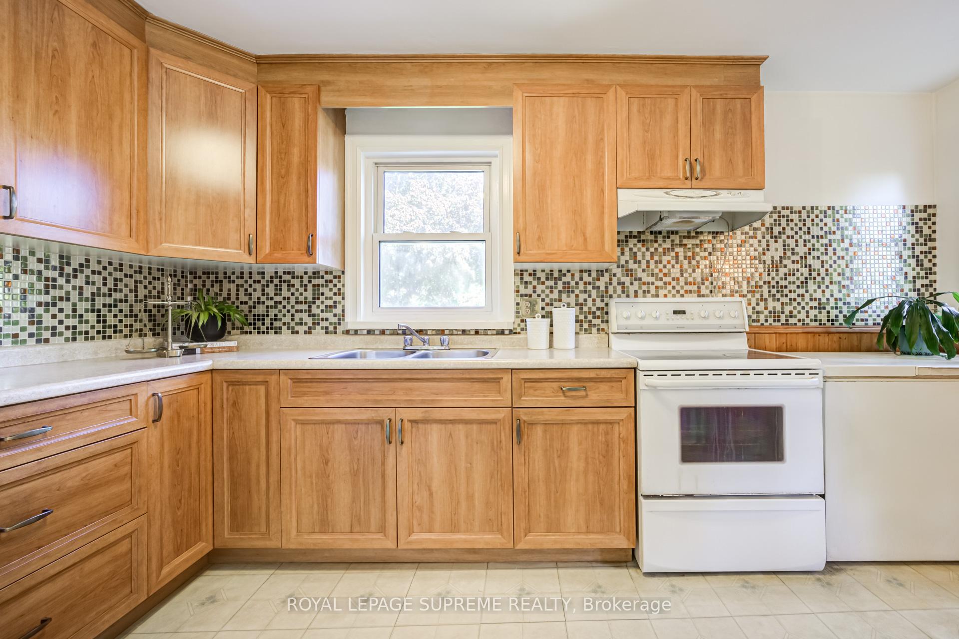 2922 Portage Road