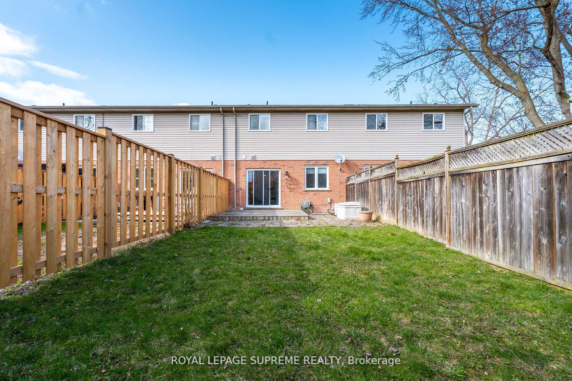 31 1/2 Thorold Road E