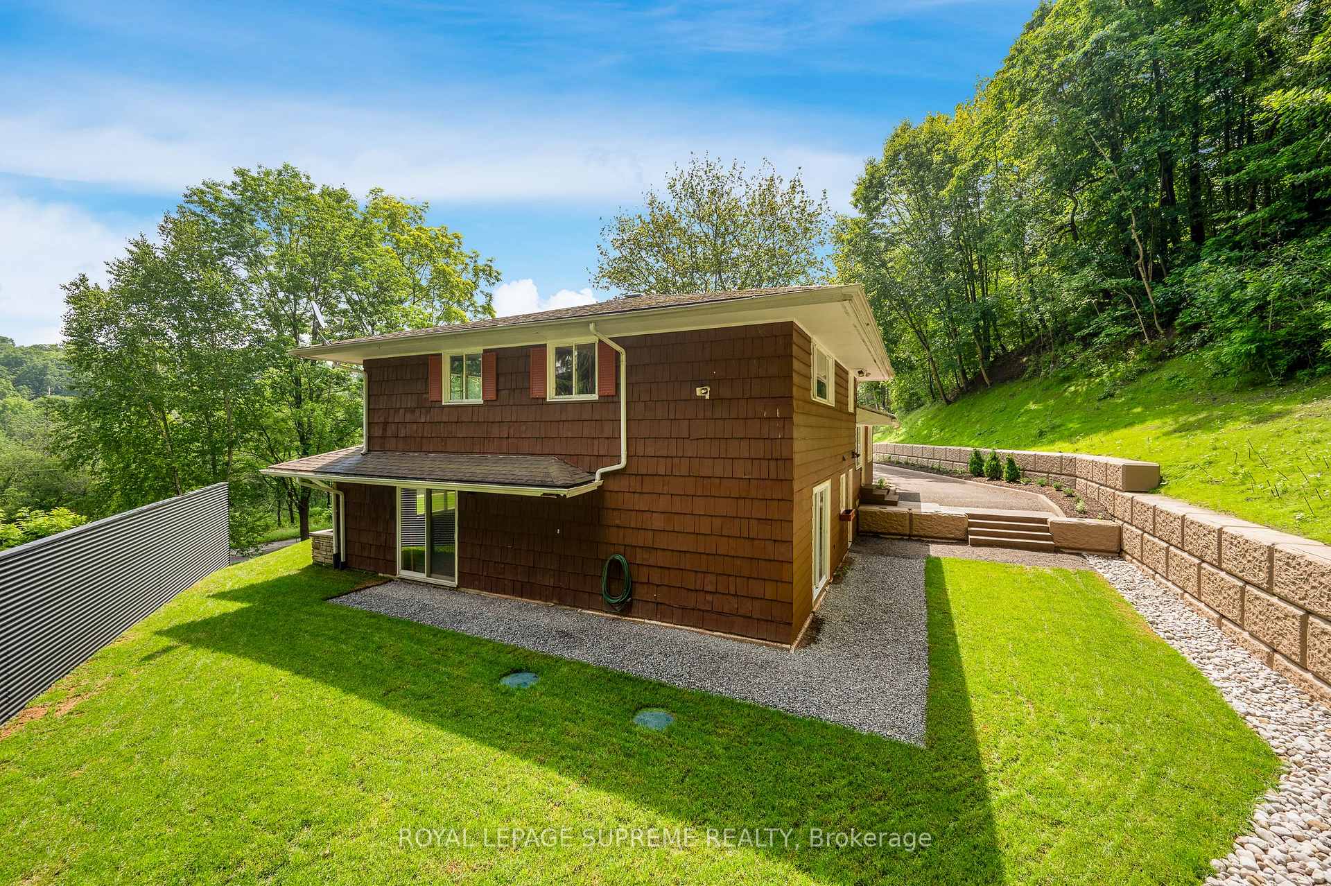 2035 Hollow Road