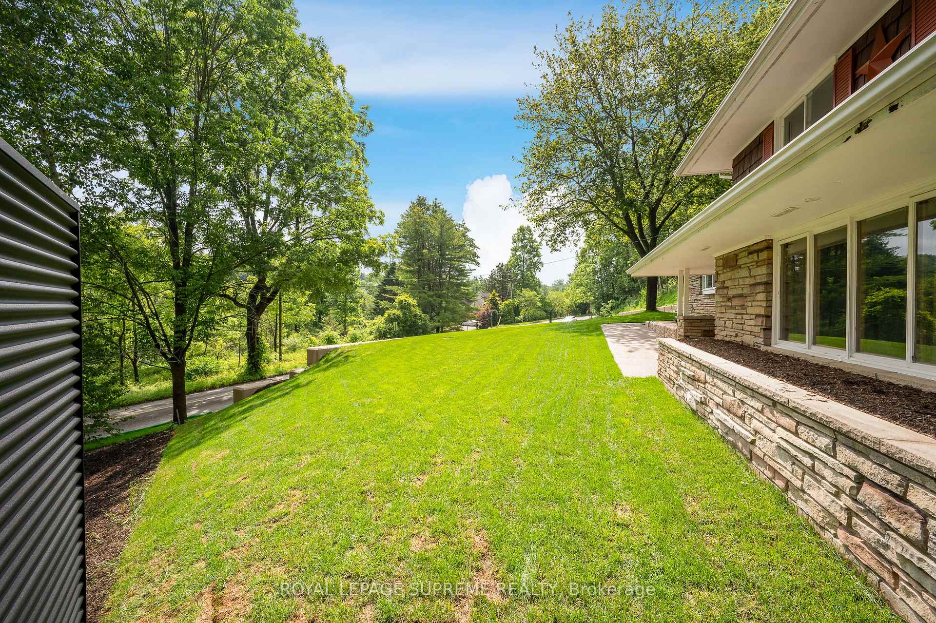 2035 Hollow Road