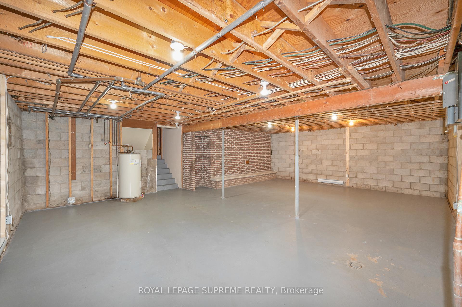 2035 Hollow Road
