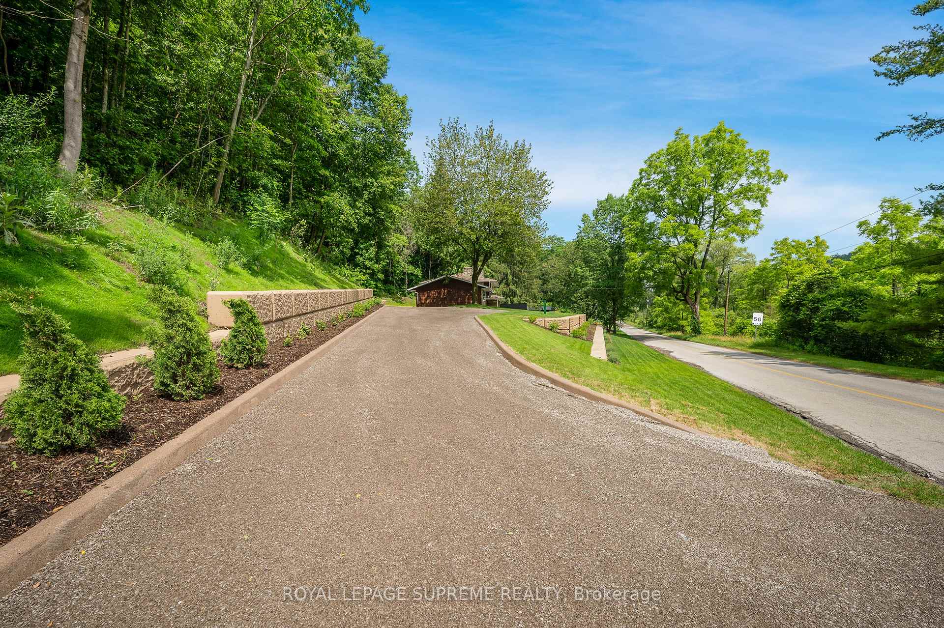 2035 Hollow Road