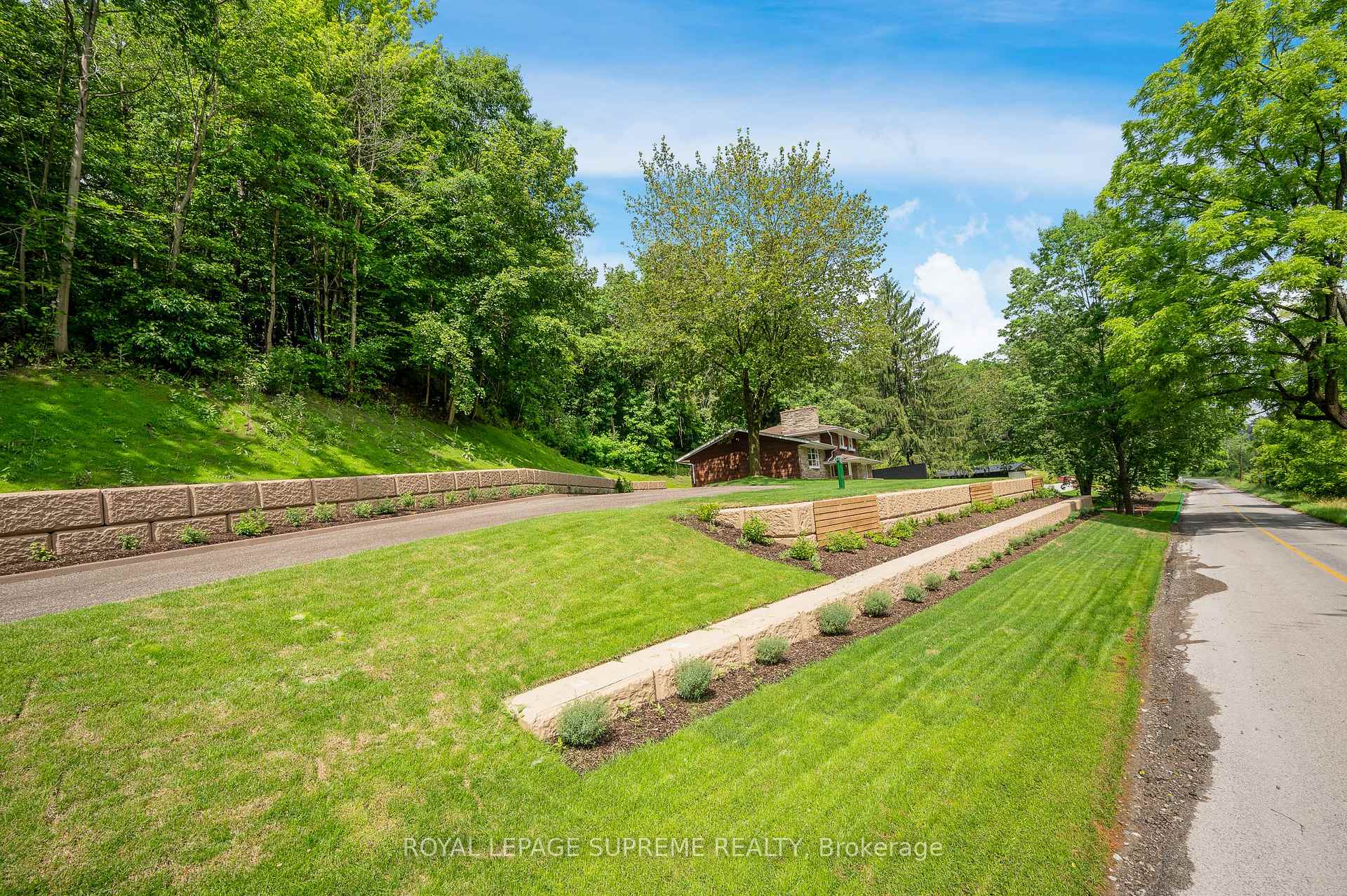 2035 Hollow Road