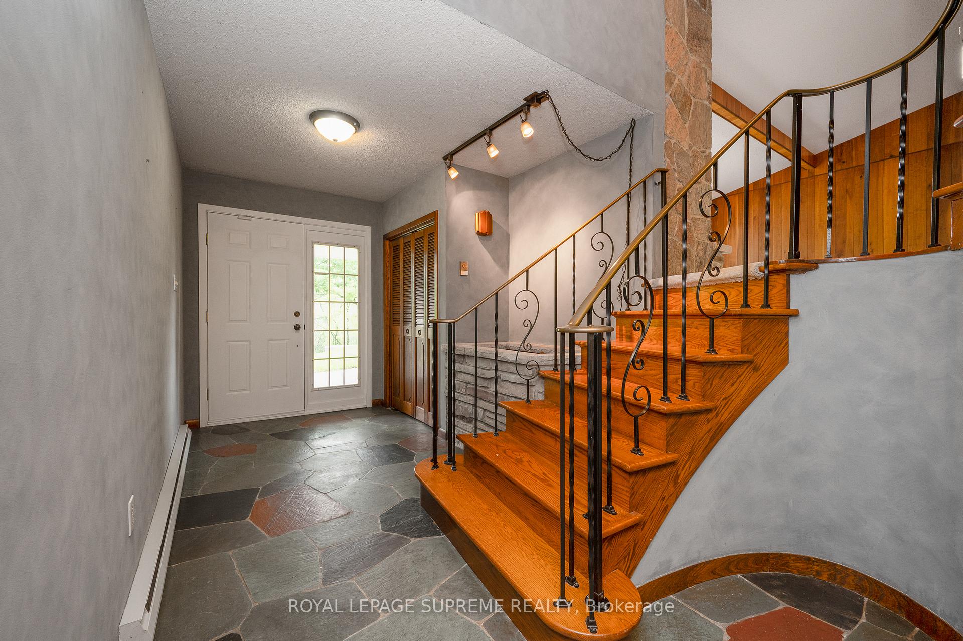 2035 Hollow Road