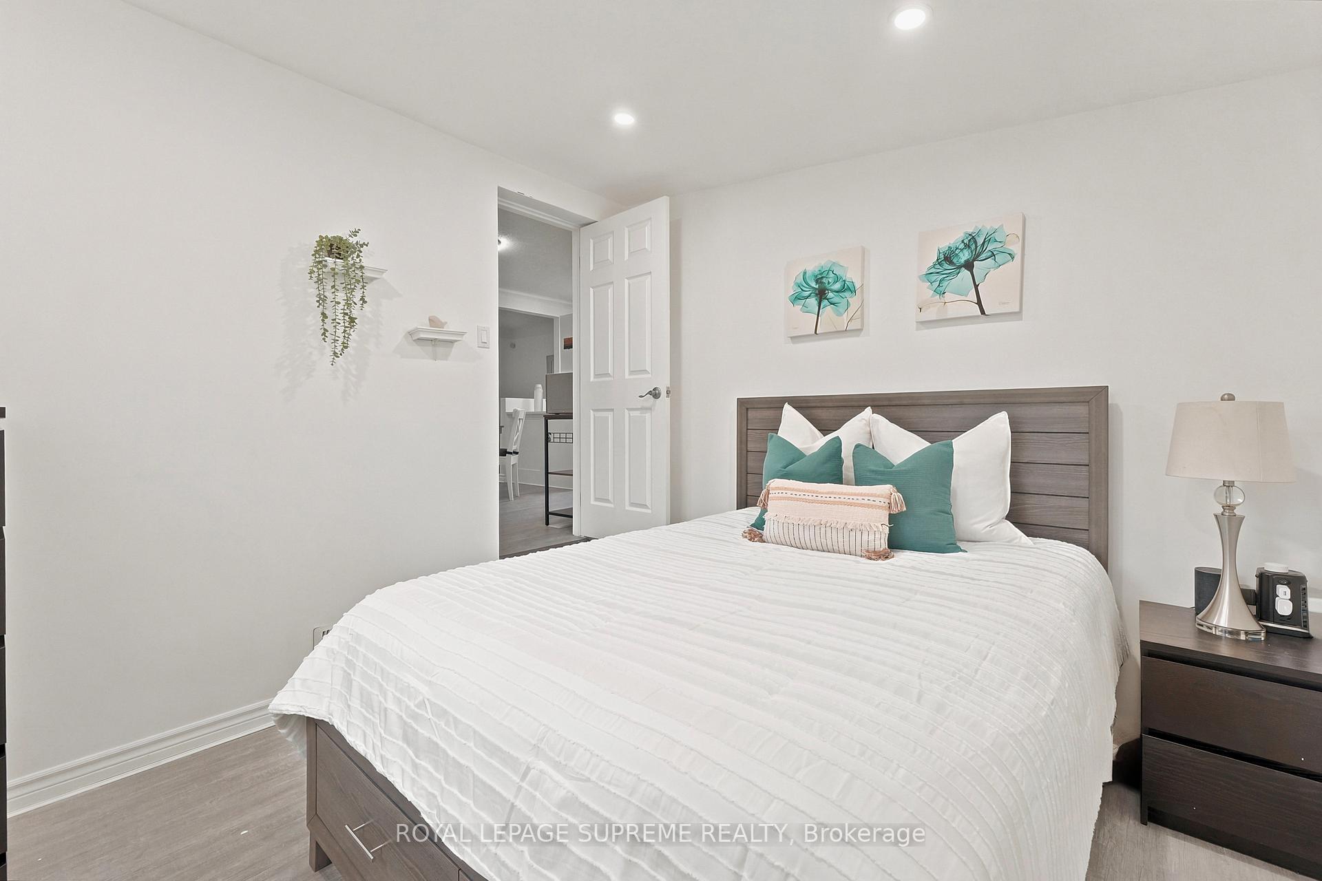 24 Alexandra Boulevard