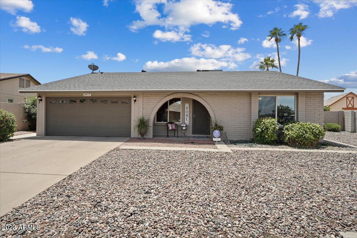 2417 E HOPI Avenue