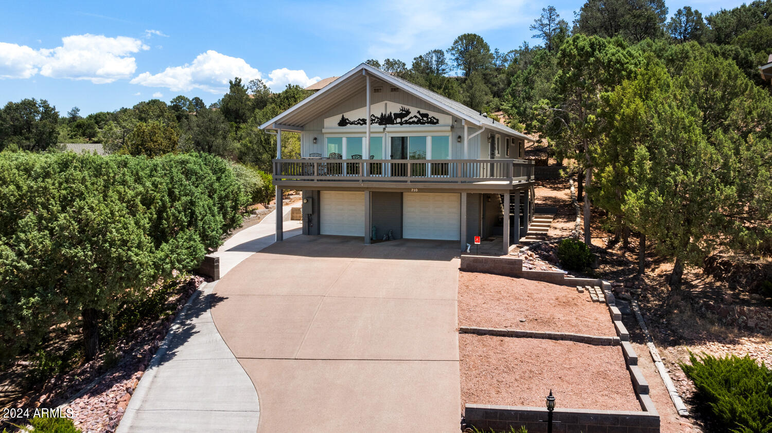 710 E SKYWAY Court