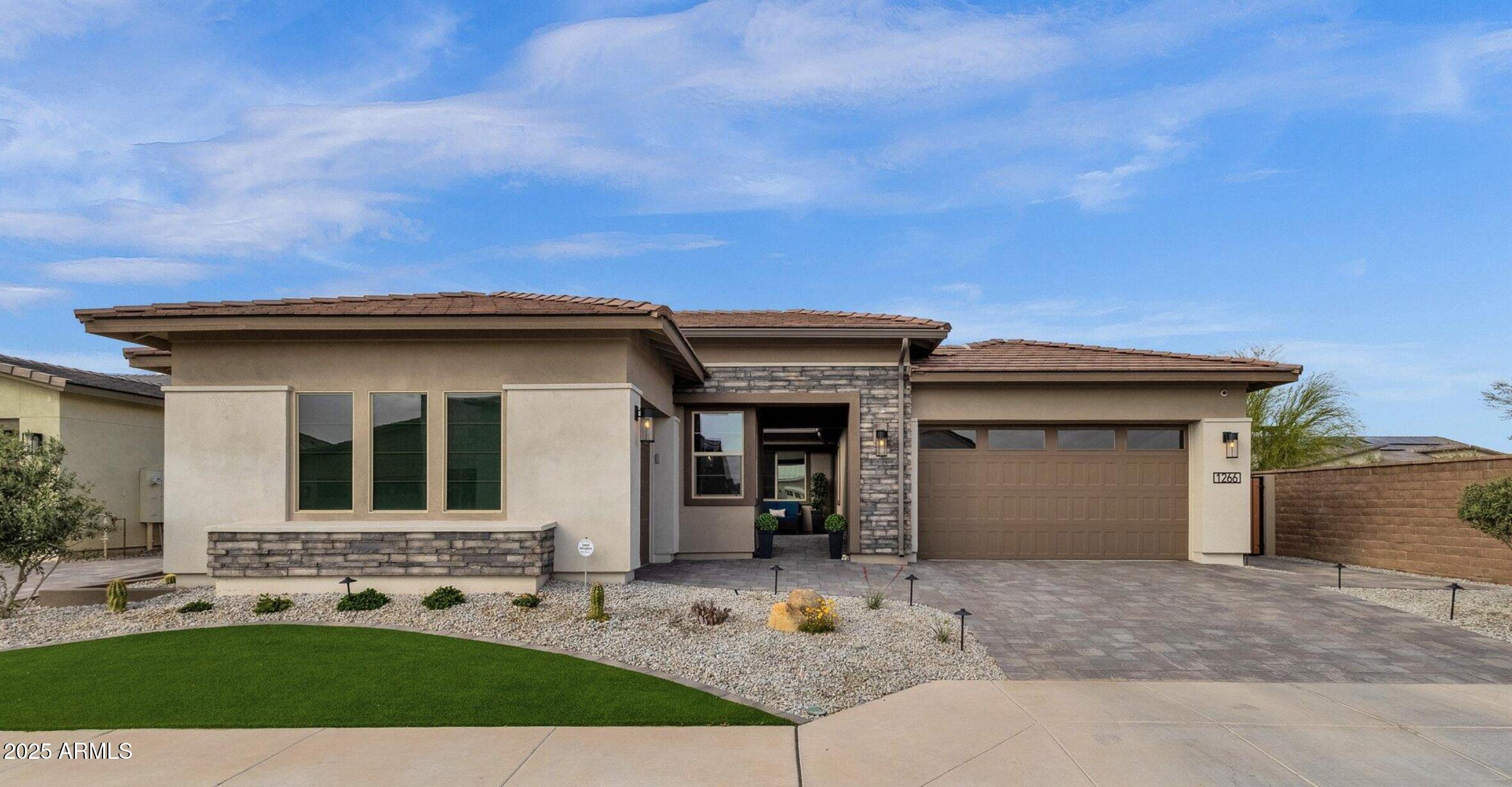 1266 E DONATO Drive