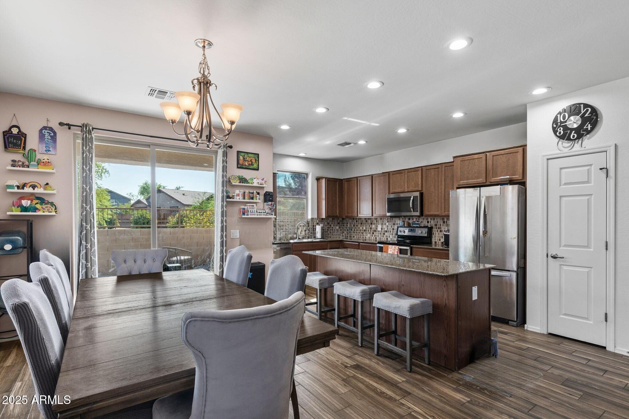 3519 N CRESTON