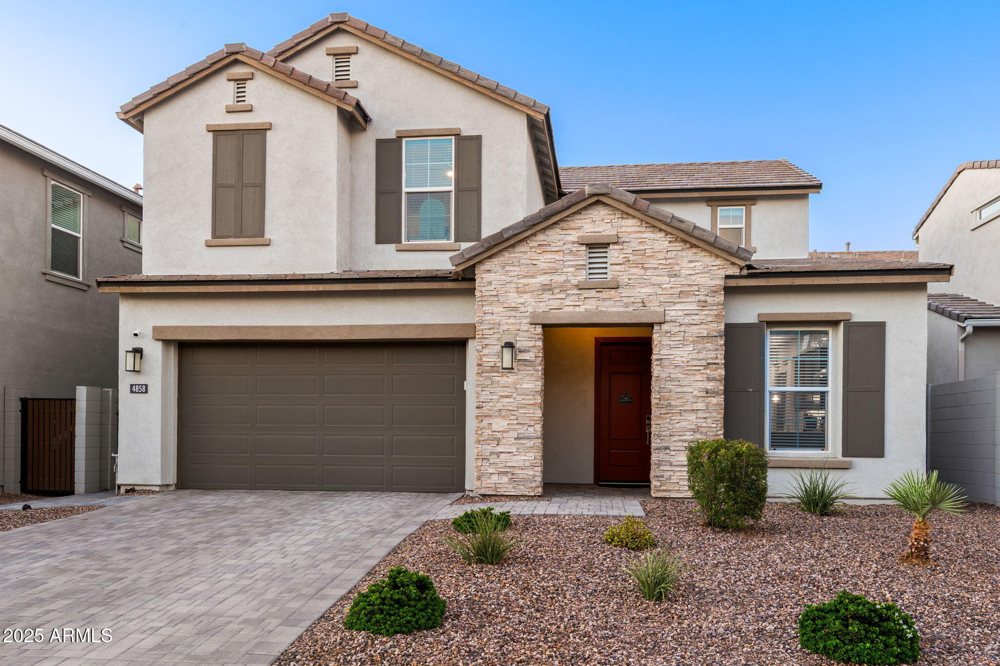 4858 E SHADY GLEN Avenue