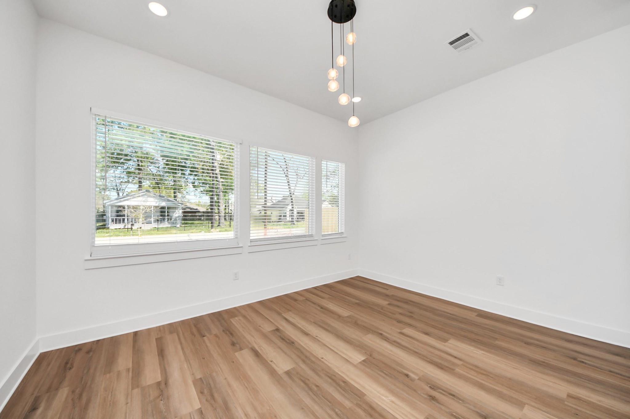 8106 Locksley Street