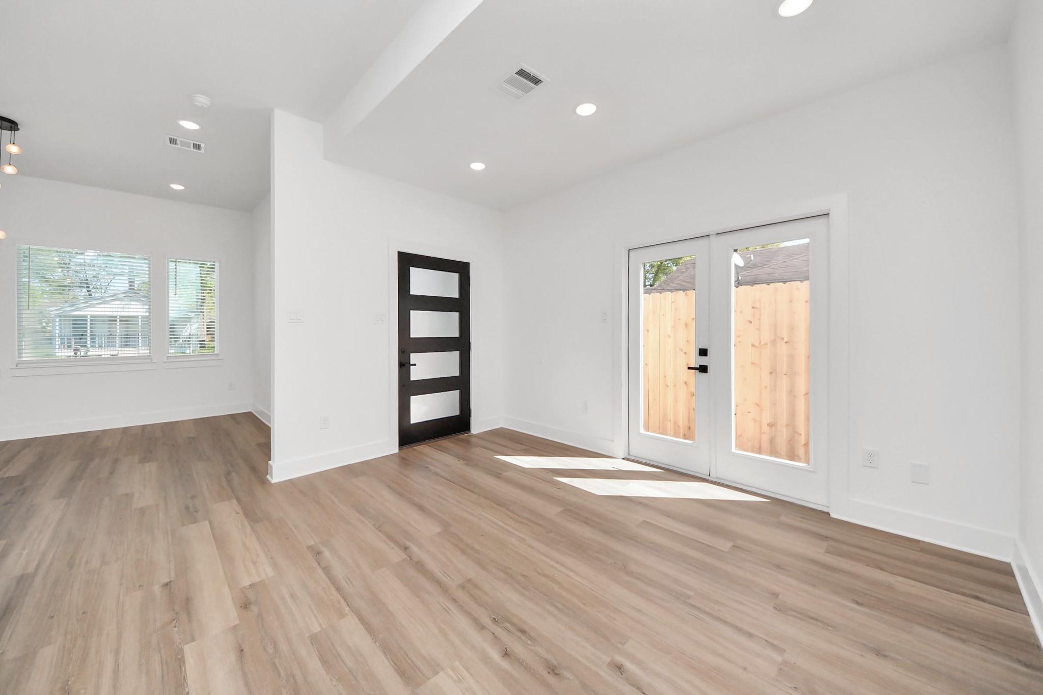 8106 Locksley Street