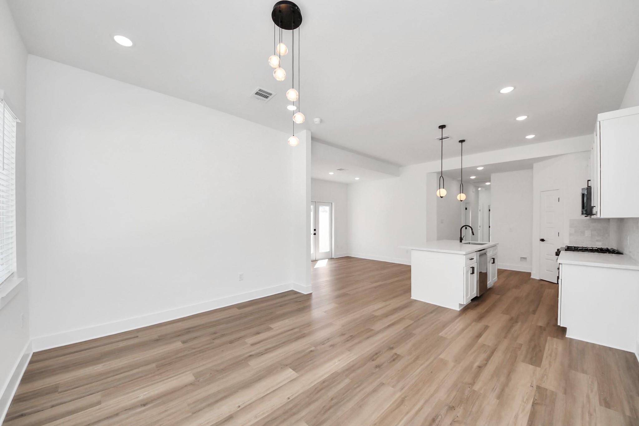 8106 Locksley Street