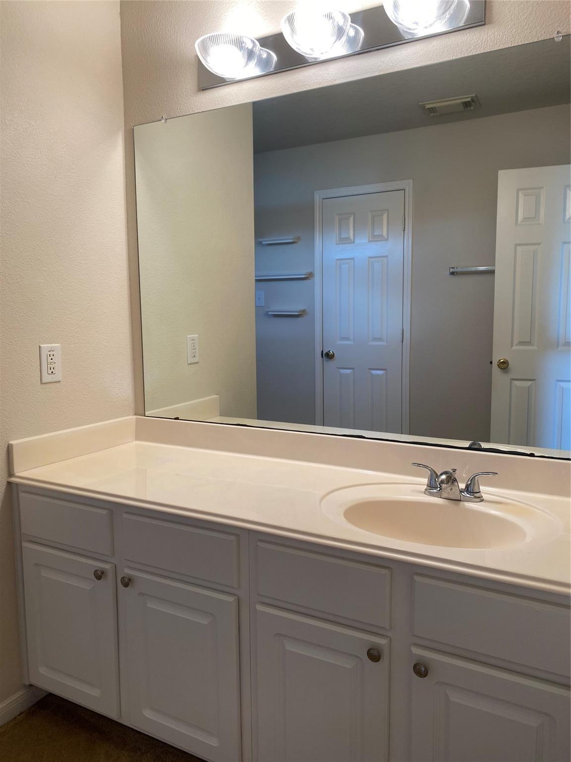 19439 Juniper Vale Circle