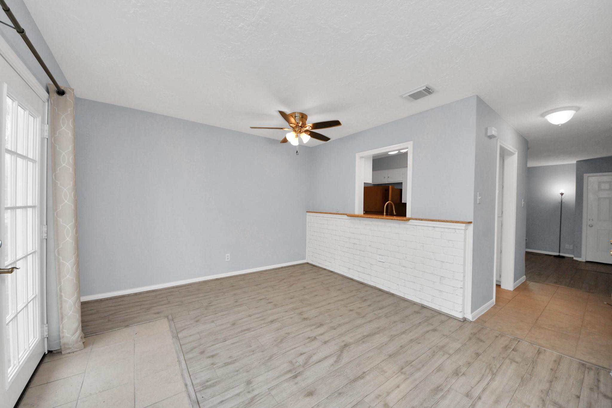 10654 Hazelhurst Drive # 28