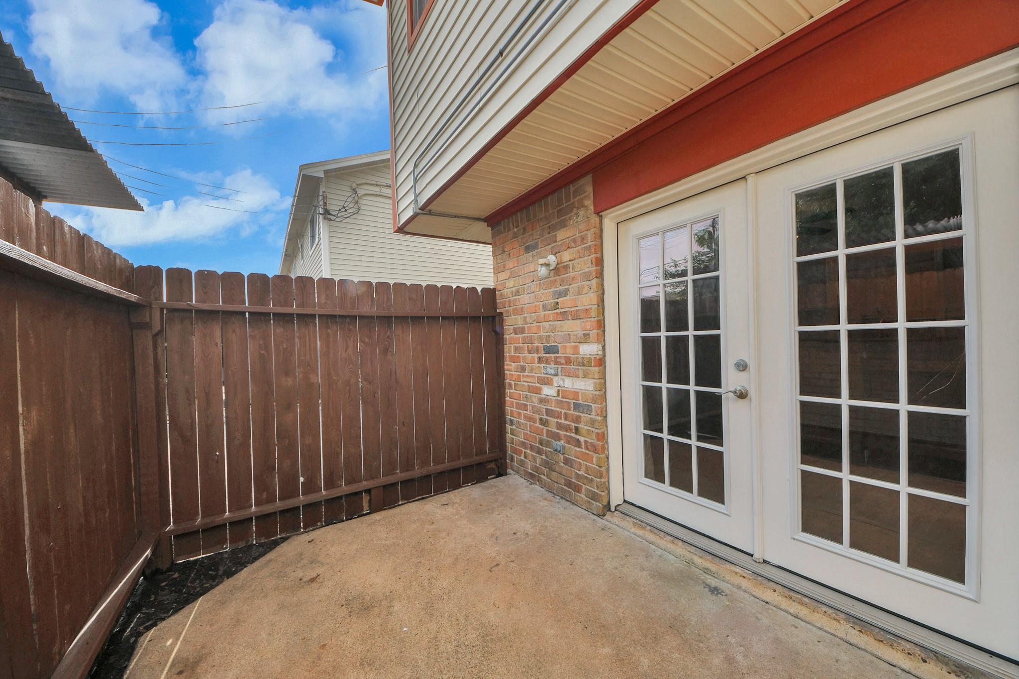10654 Hazelhurst Drive # 28
