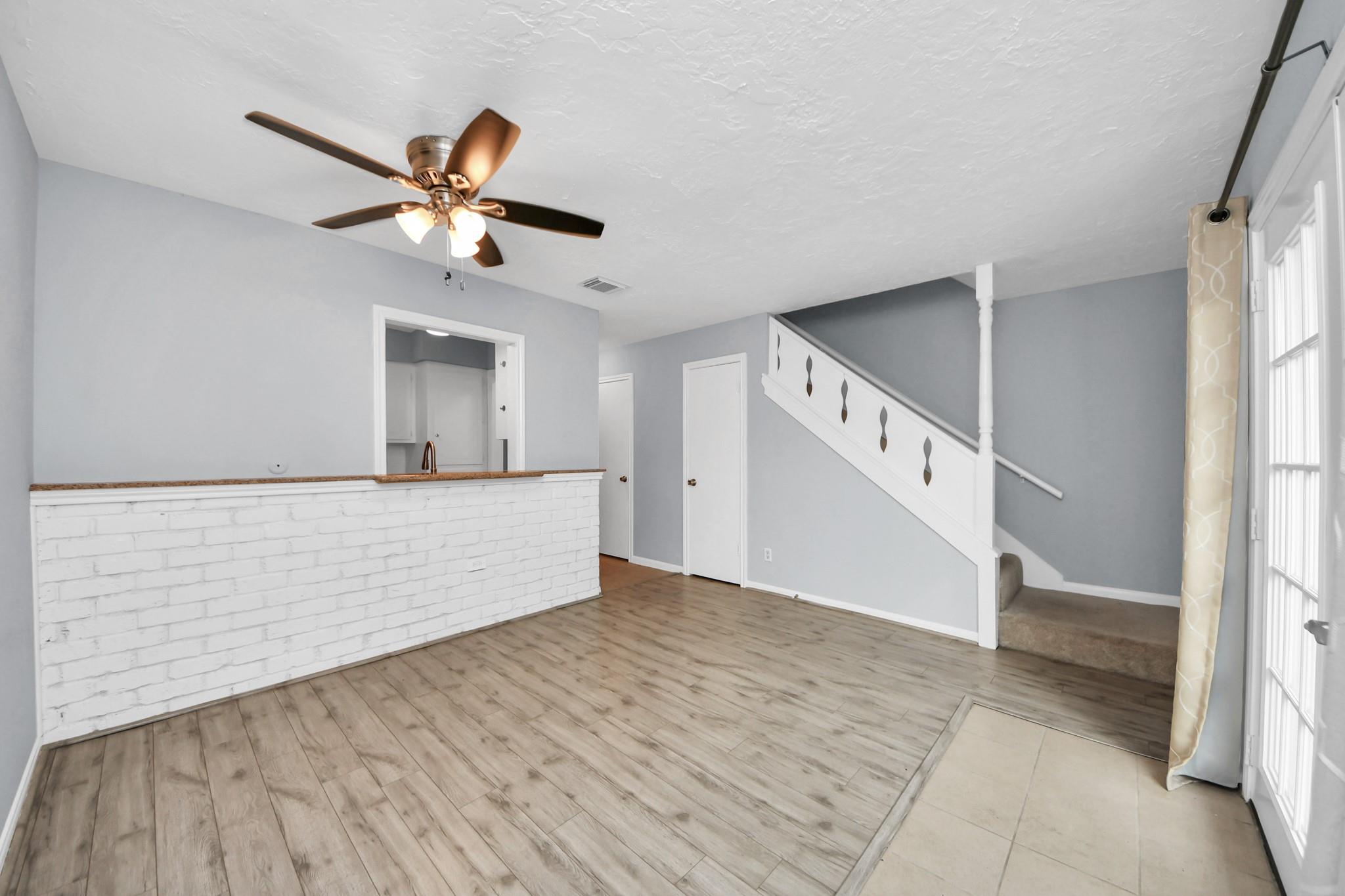 10654 Hazelhurst Drive # 28