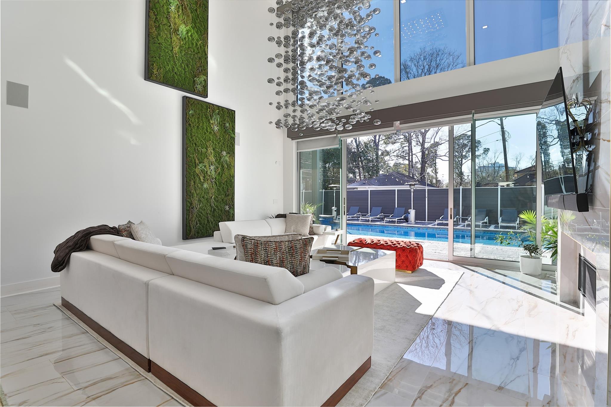 11905 Barryknoll Lane