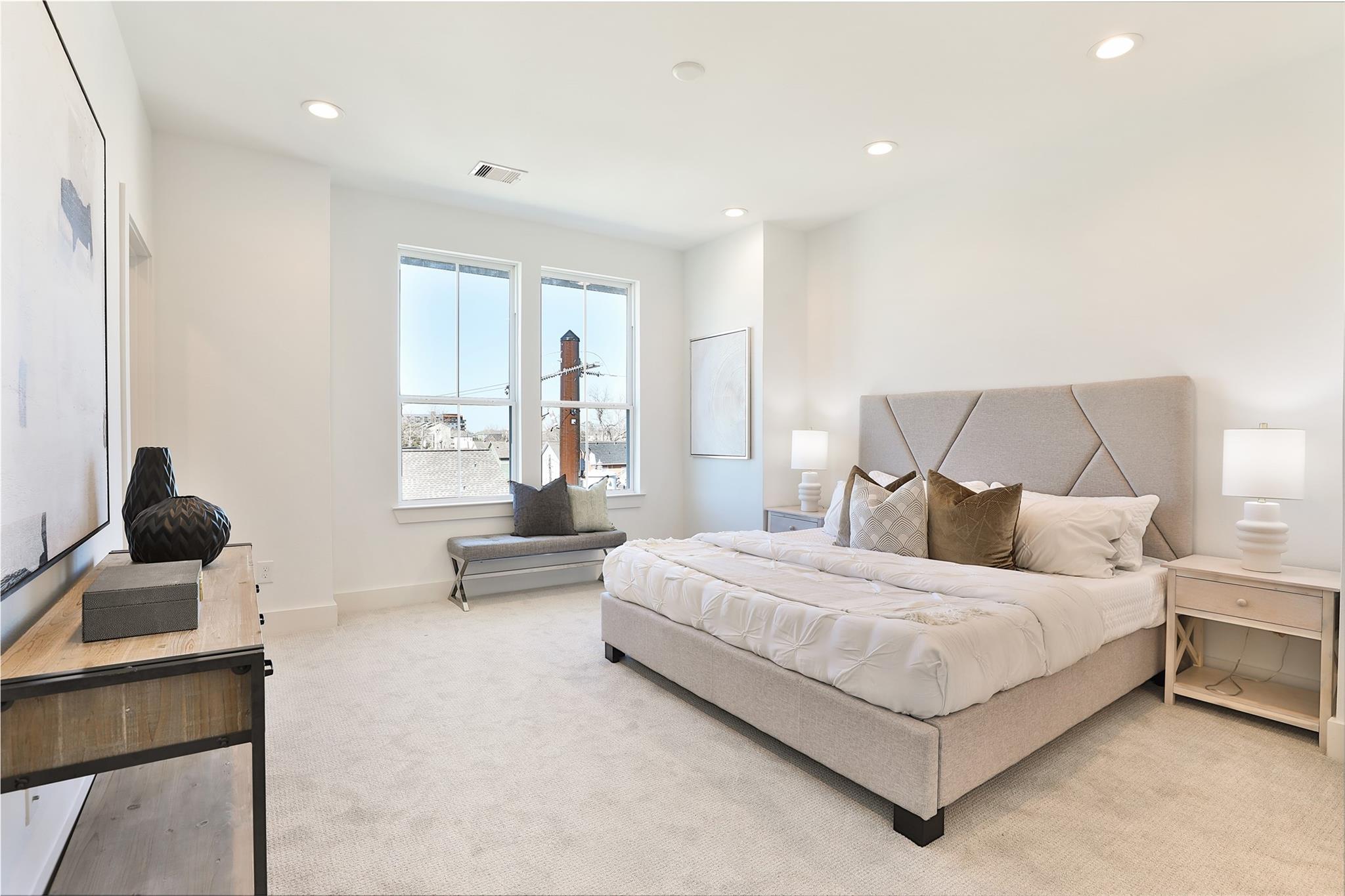 1020 W 15th 1/2 Street # B