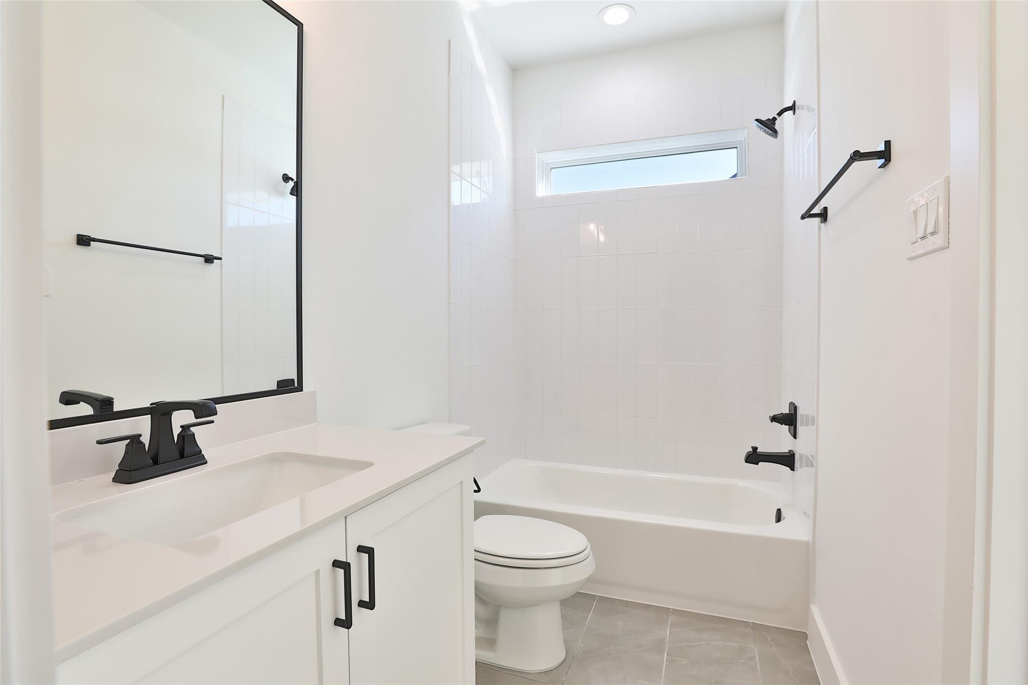 1020 W 15th 1/2 Street # B