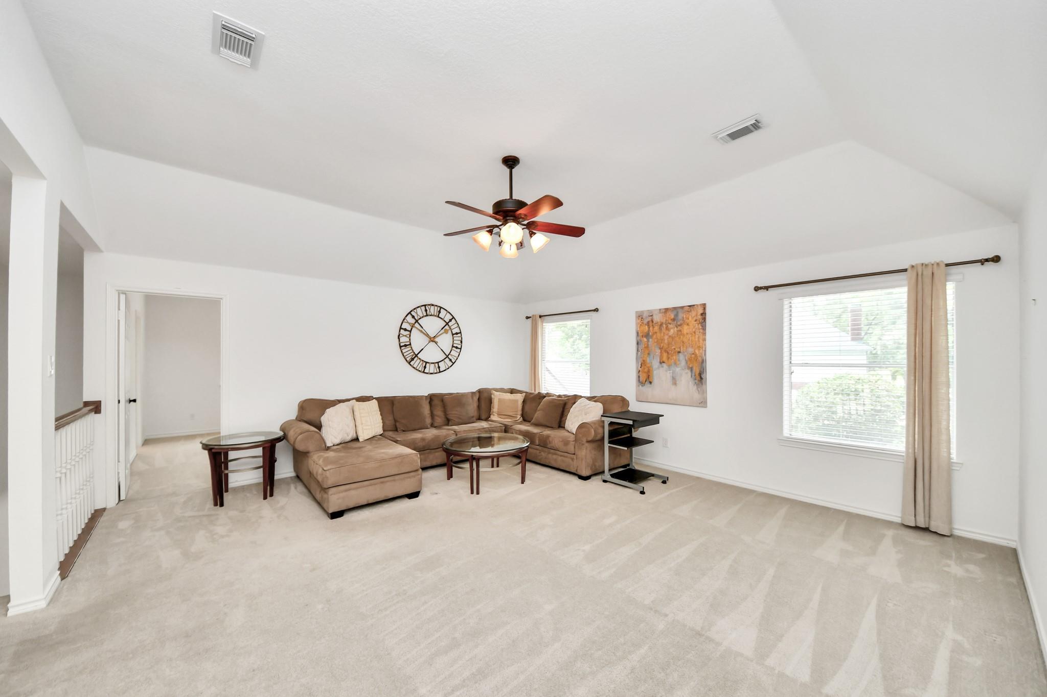 19702 Whitewind Drive