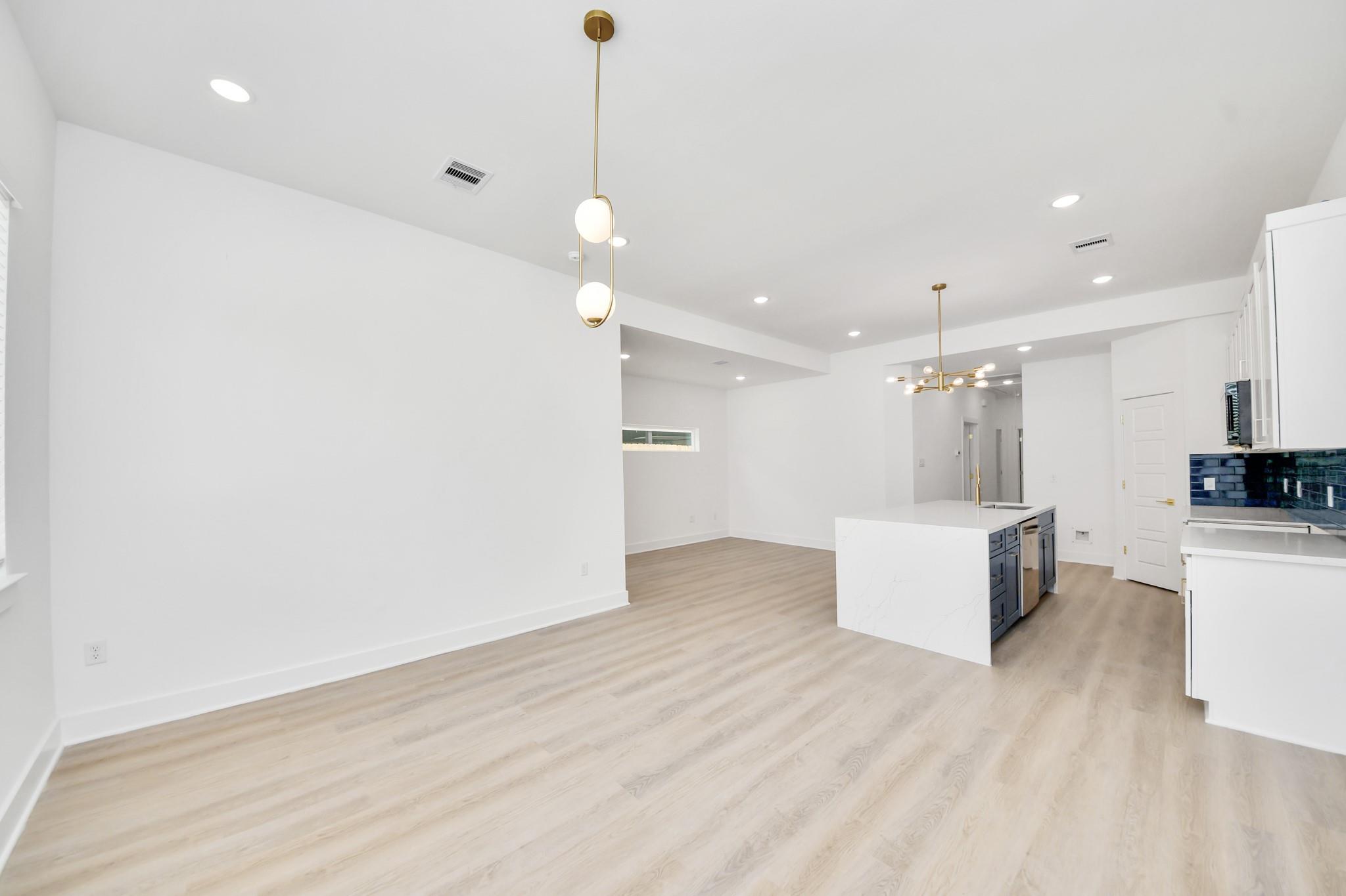 3724 Rebecca Street