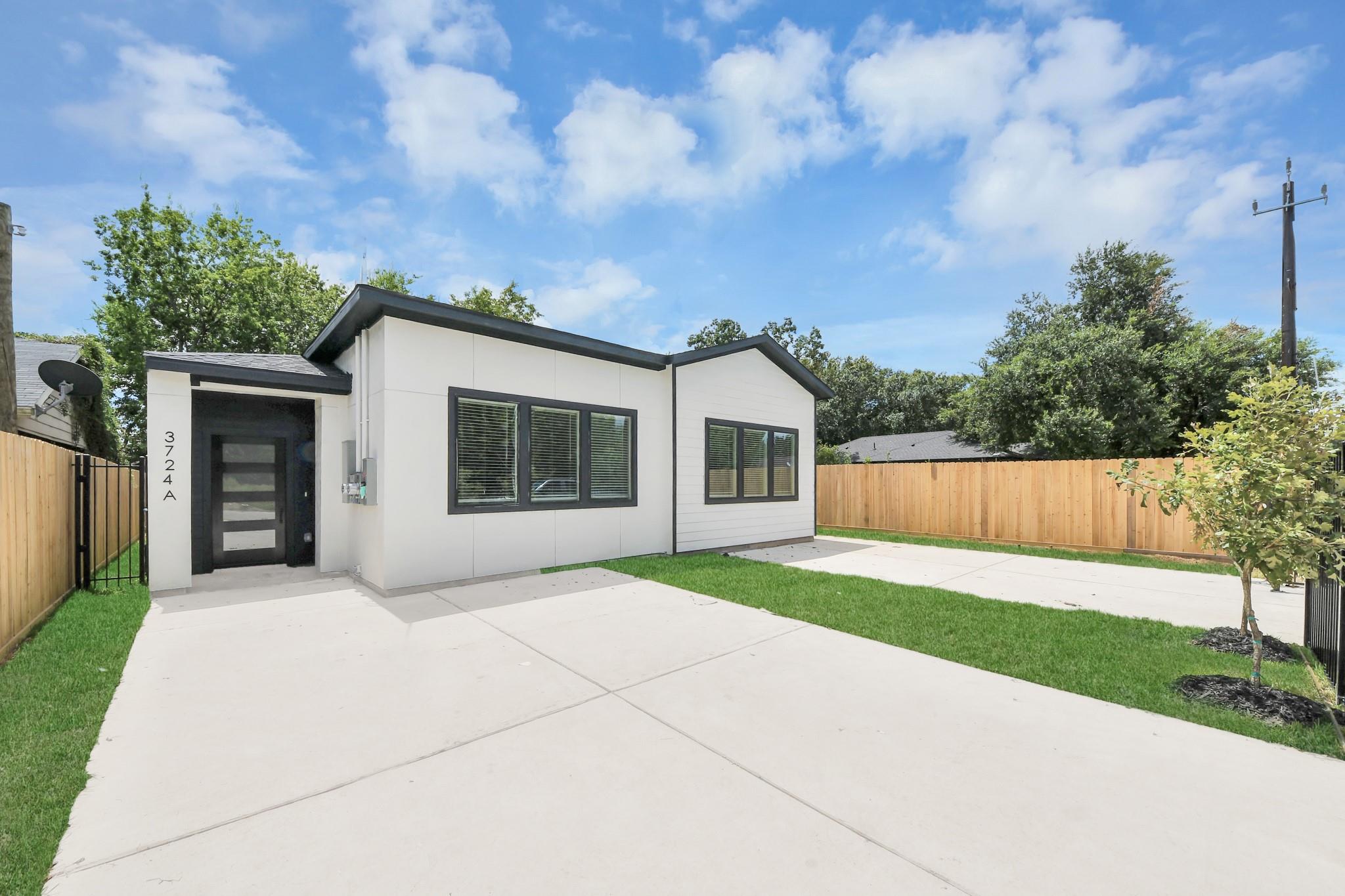 3724 Rebecca Street