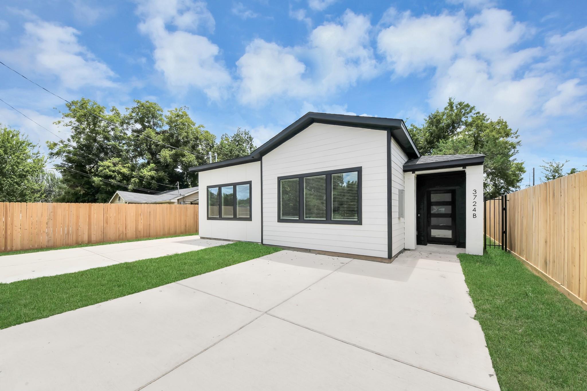 3724 Rebecca Street