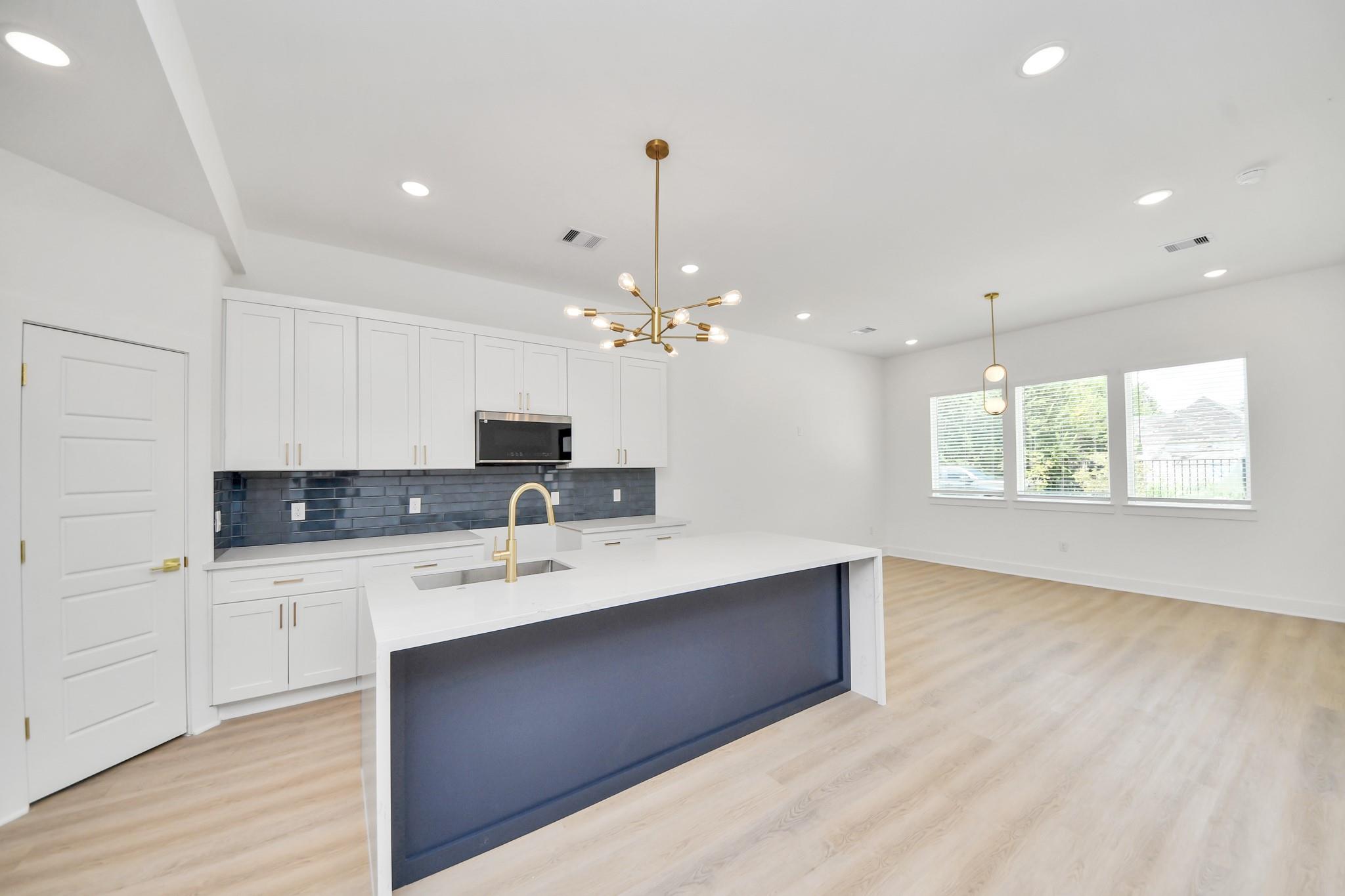 3724 Rebecca Street