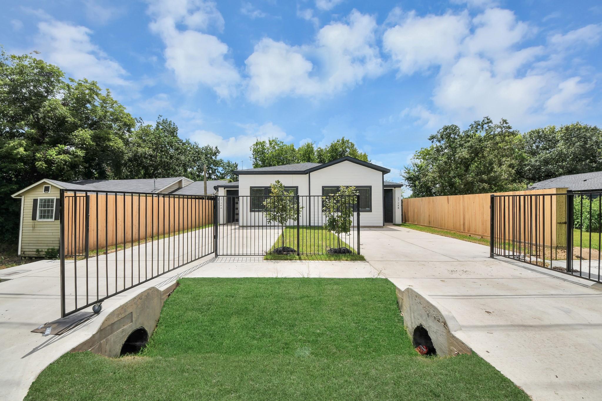 3724 Rebecca Street