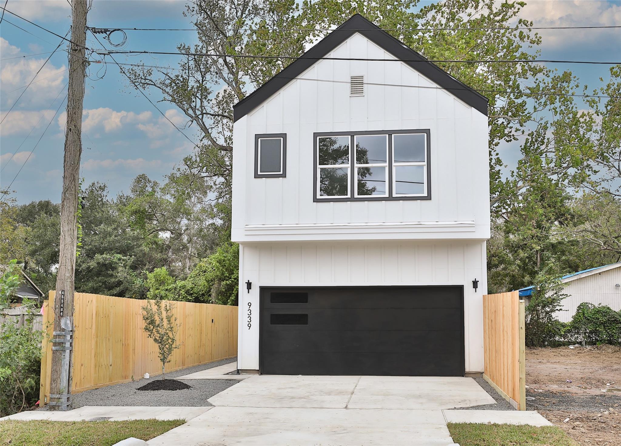 9349 Lavender Street