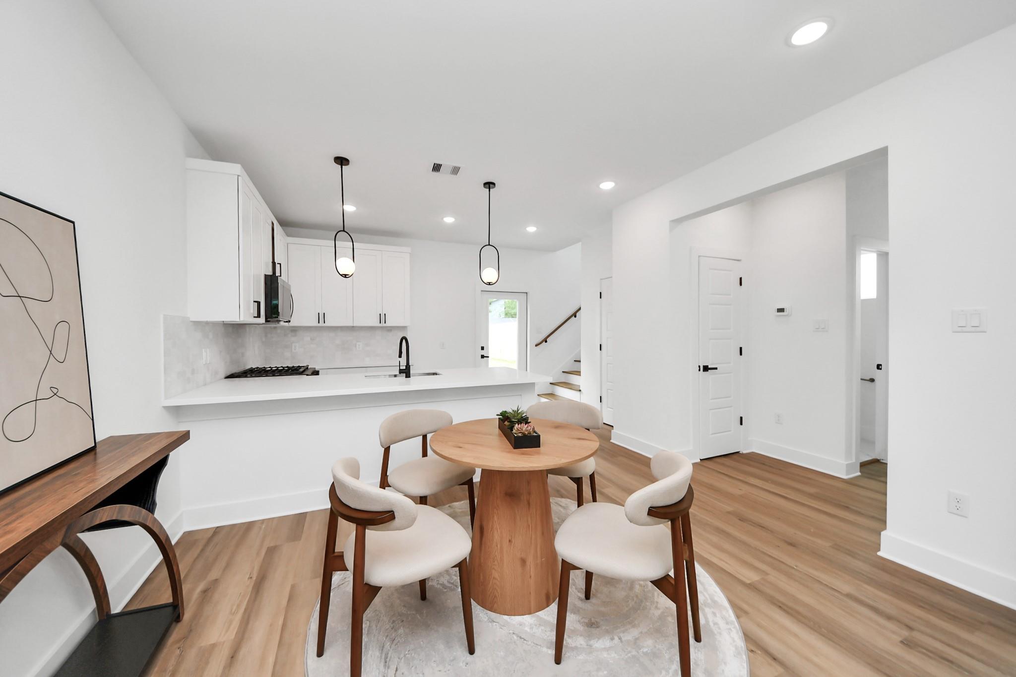 8119 Sterlingshire Street Unit: A/B