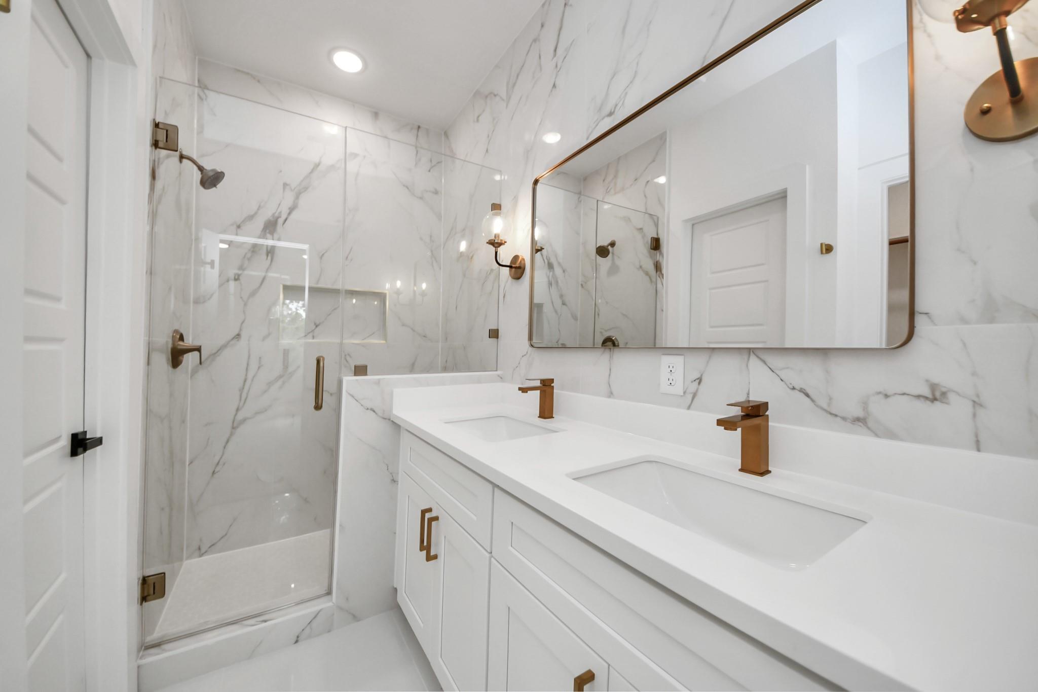 8119 Sterlingshire Street Unit: A/B