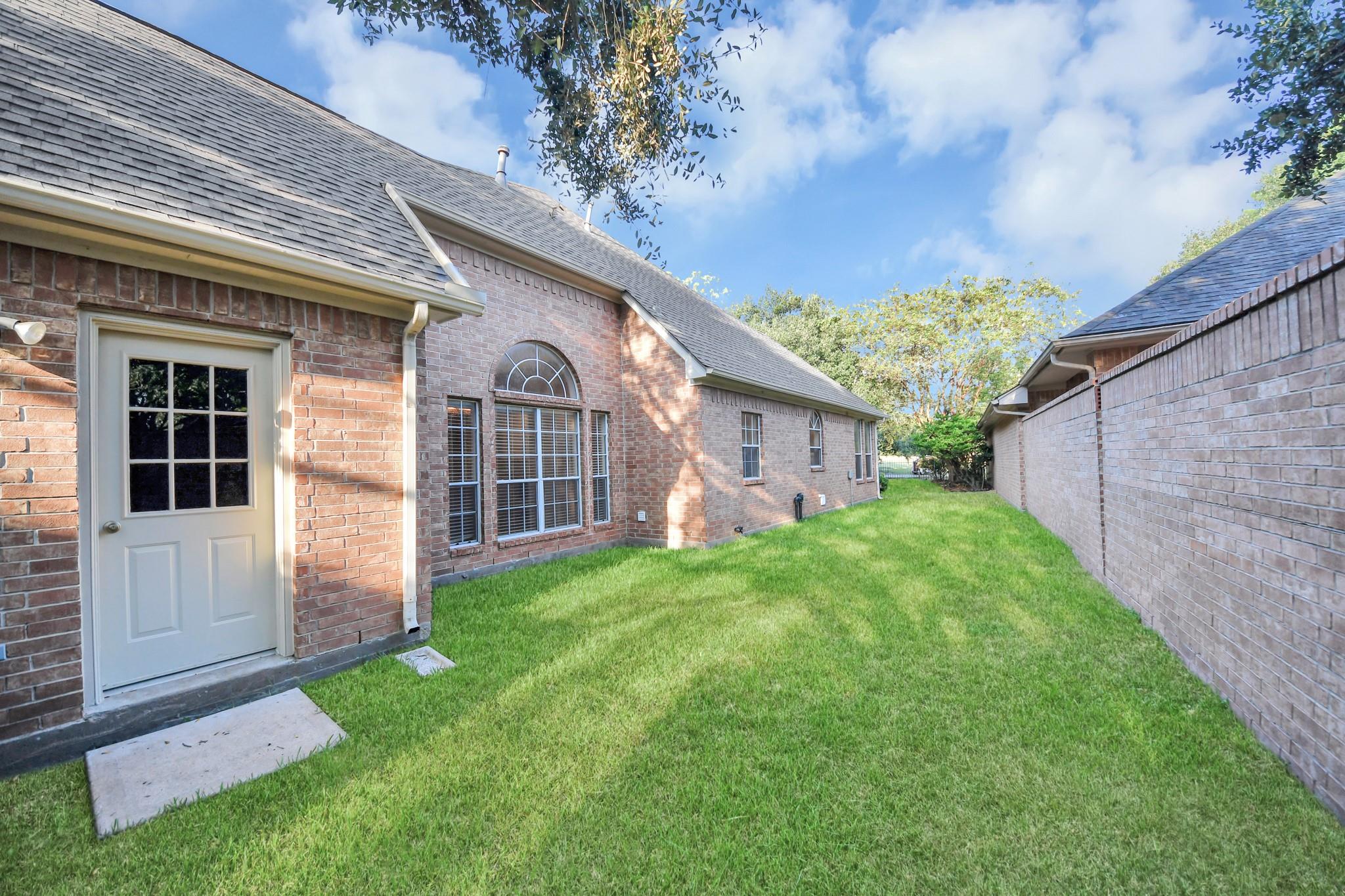 2518 Kittansett Circle