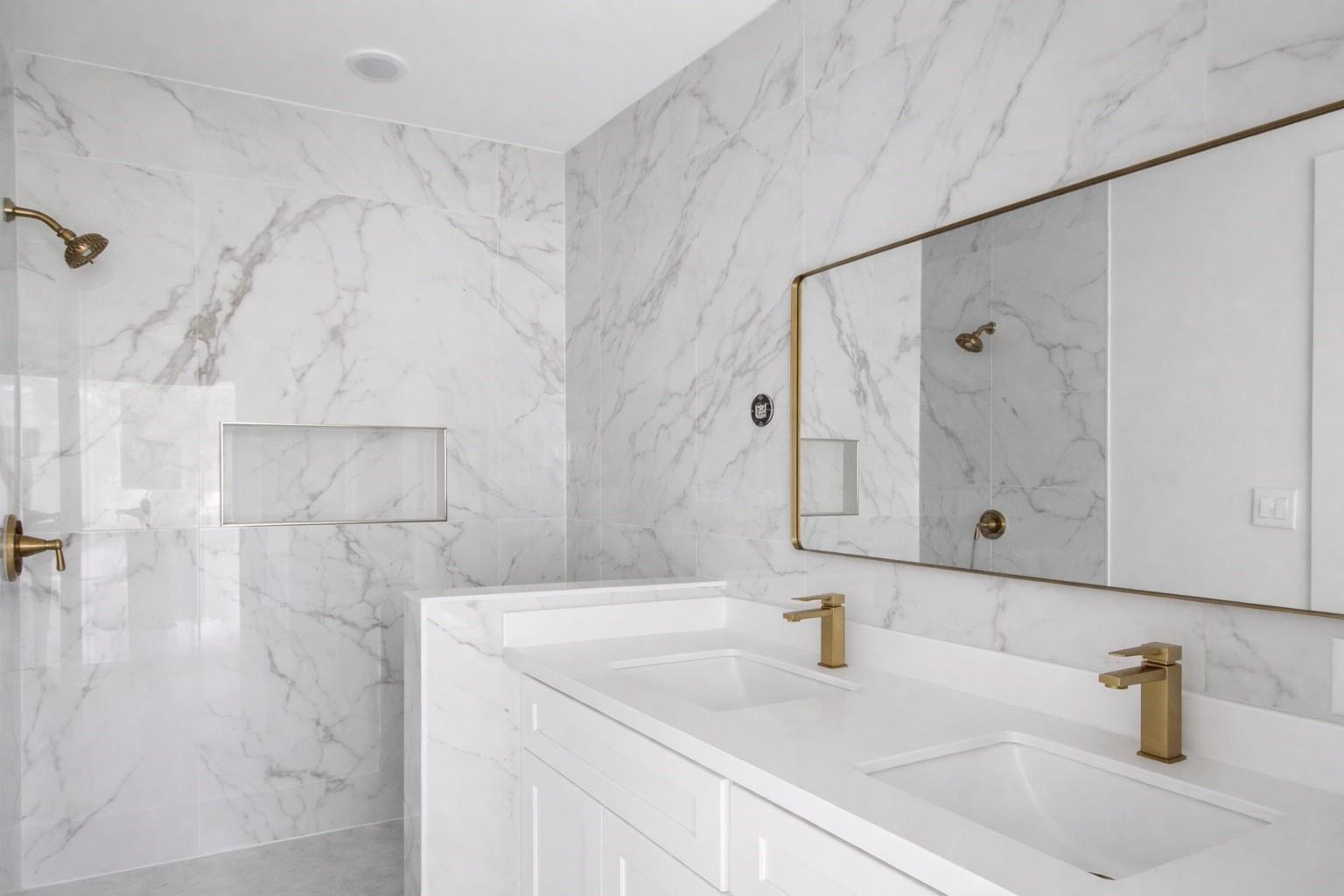 8117 Sterlingshire Street Unit: A/B