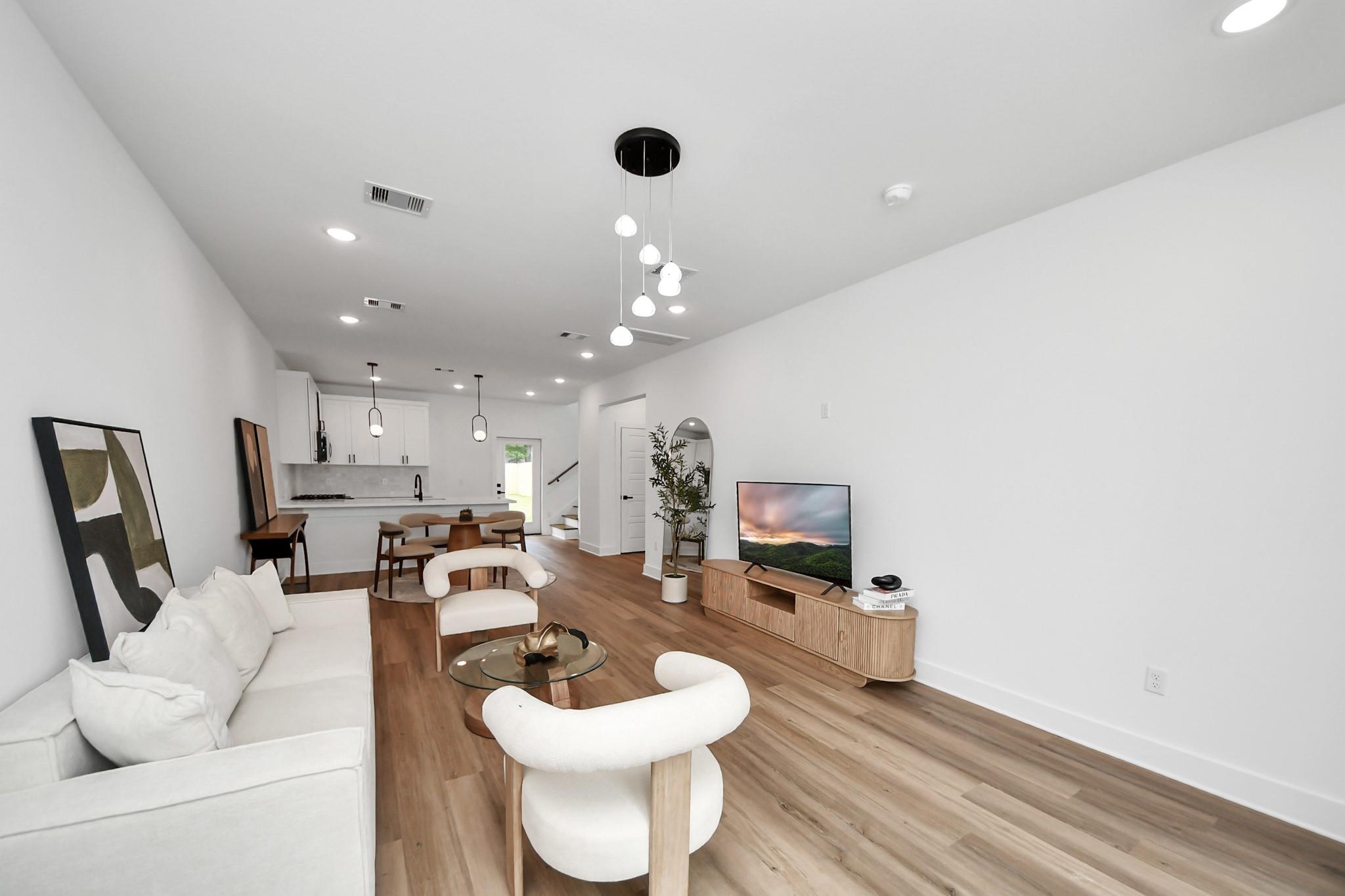 8117 Sterlingshire Street Unit: A/B