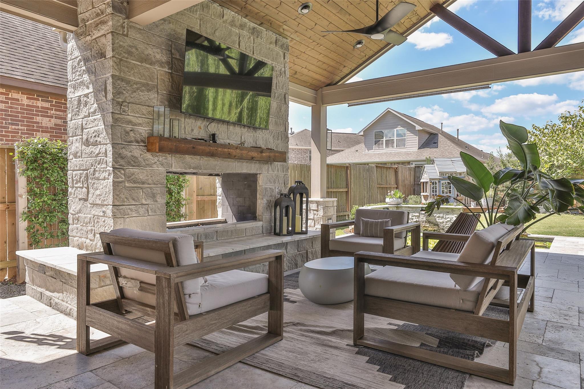2215 Tonkawa Trail