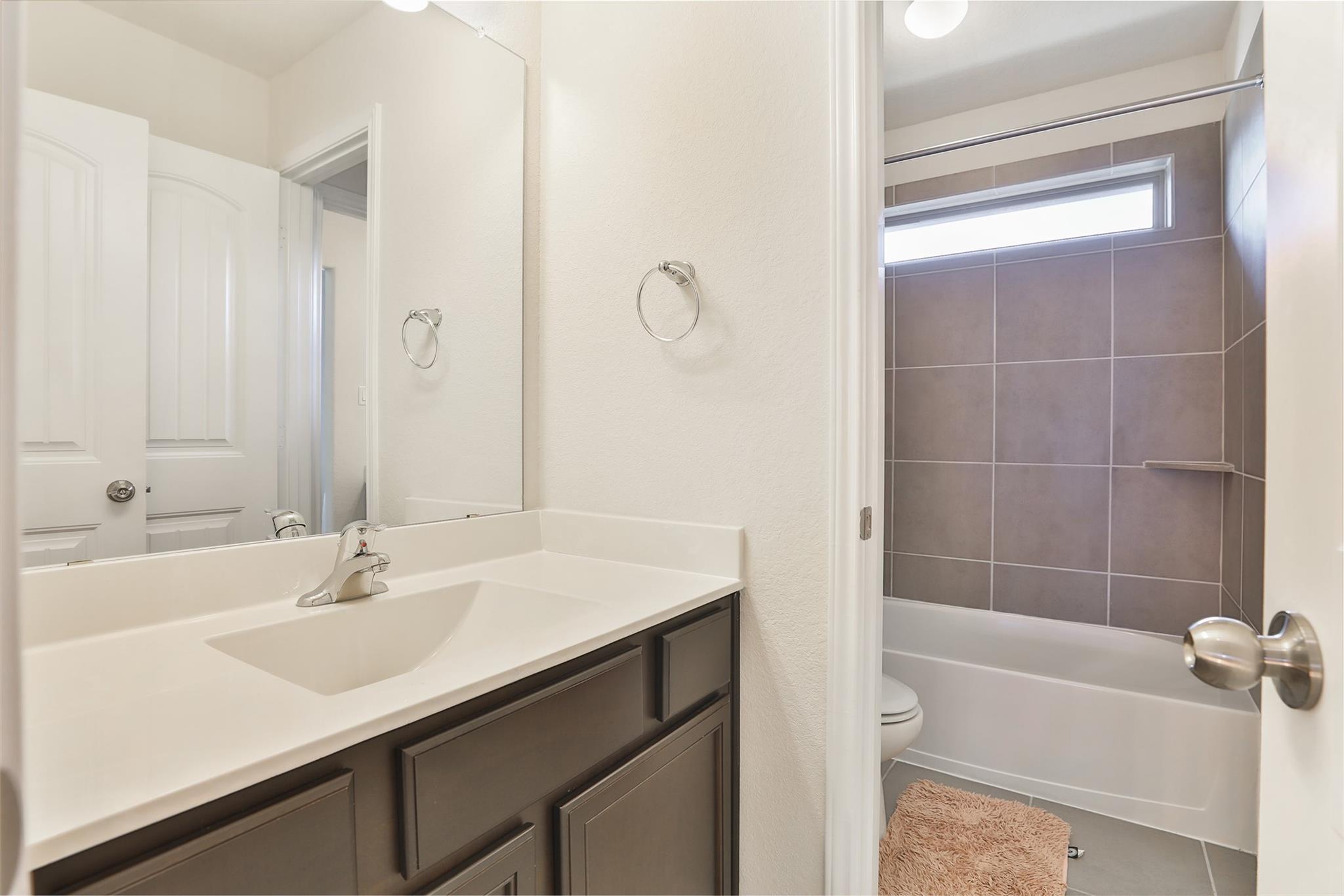 2215 Tonkawa Trail