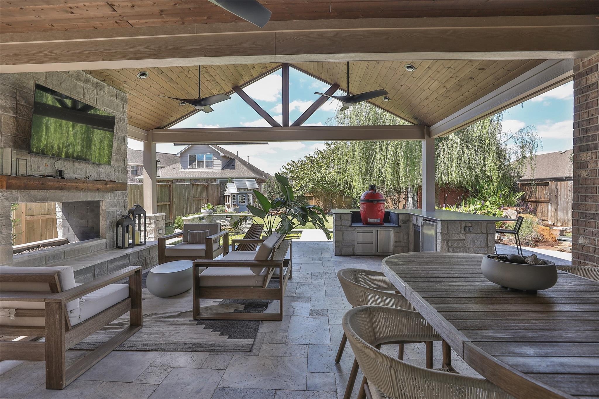2215 Tonkawa Trail
