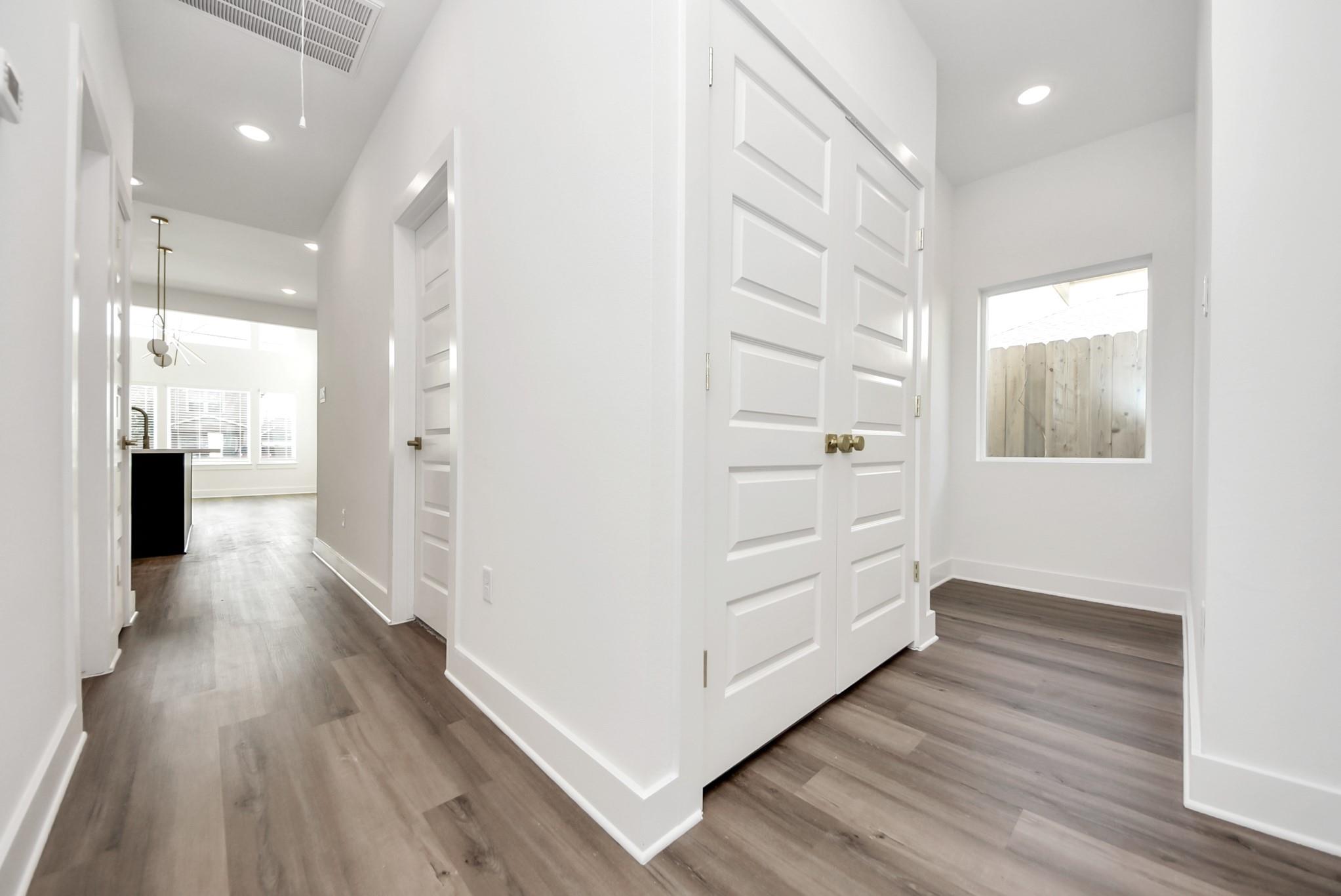 8106 Locksley Street