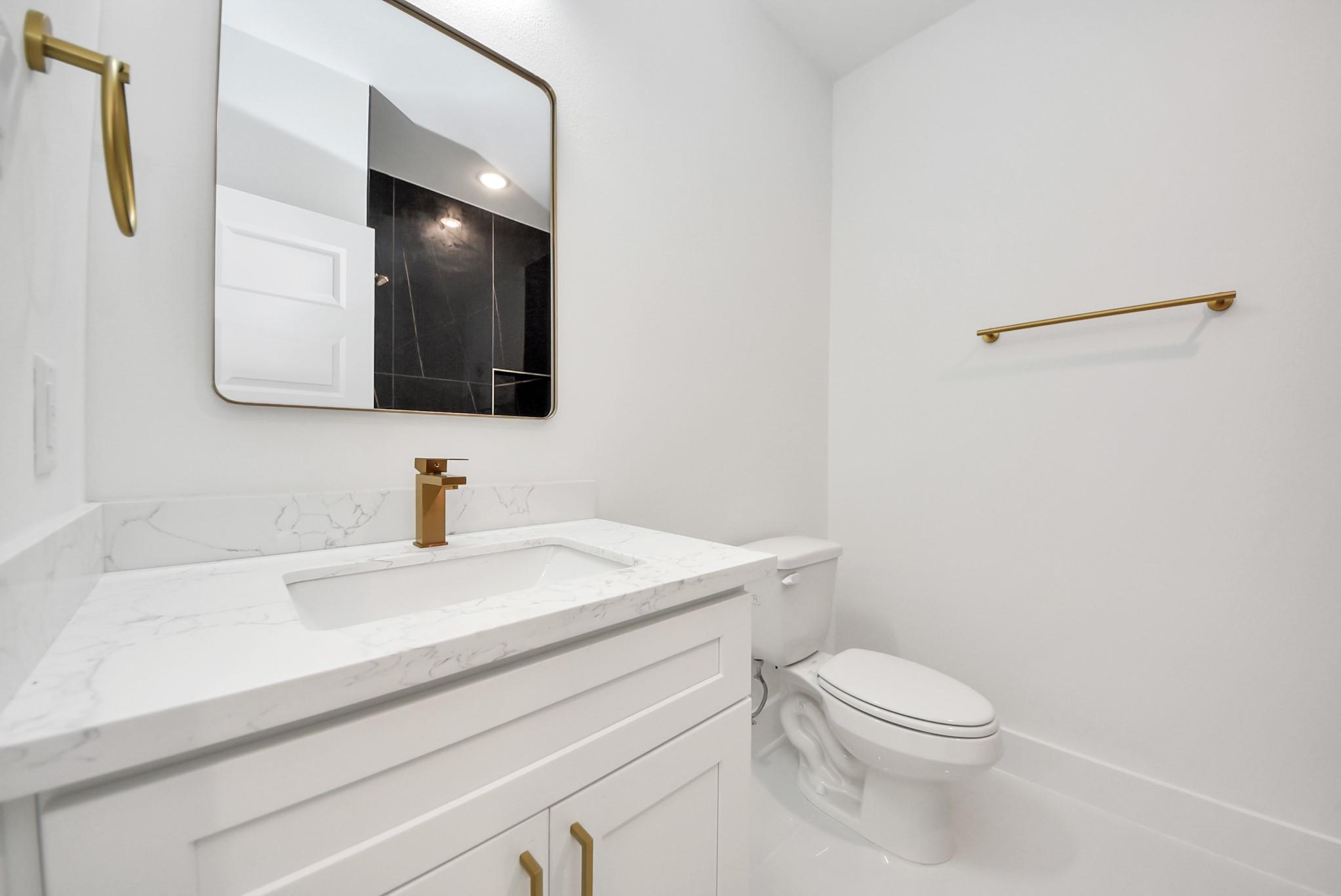 8106 Locksley Street