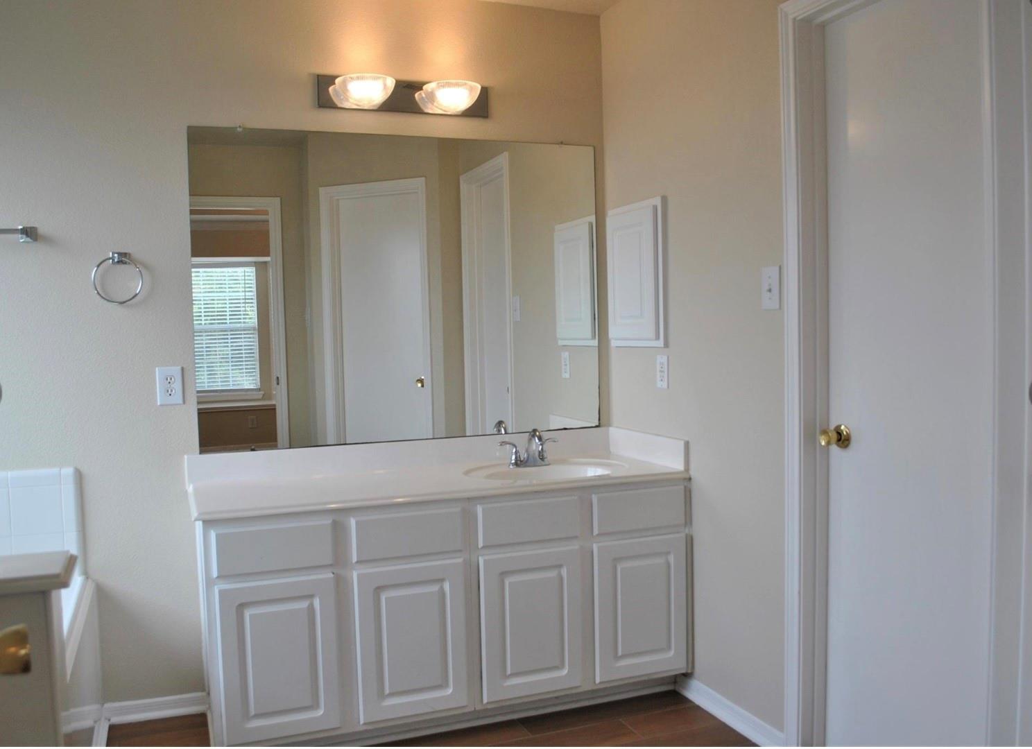 19438 Juniper Vale Circle