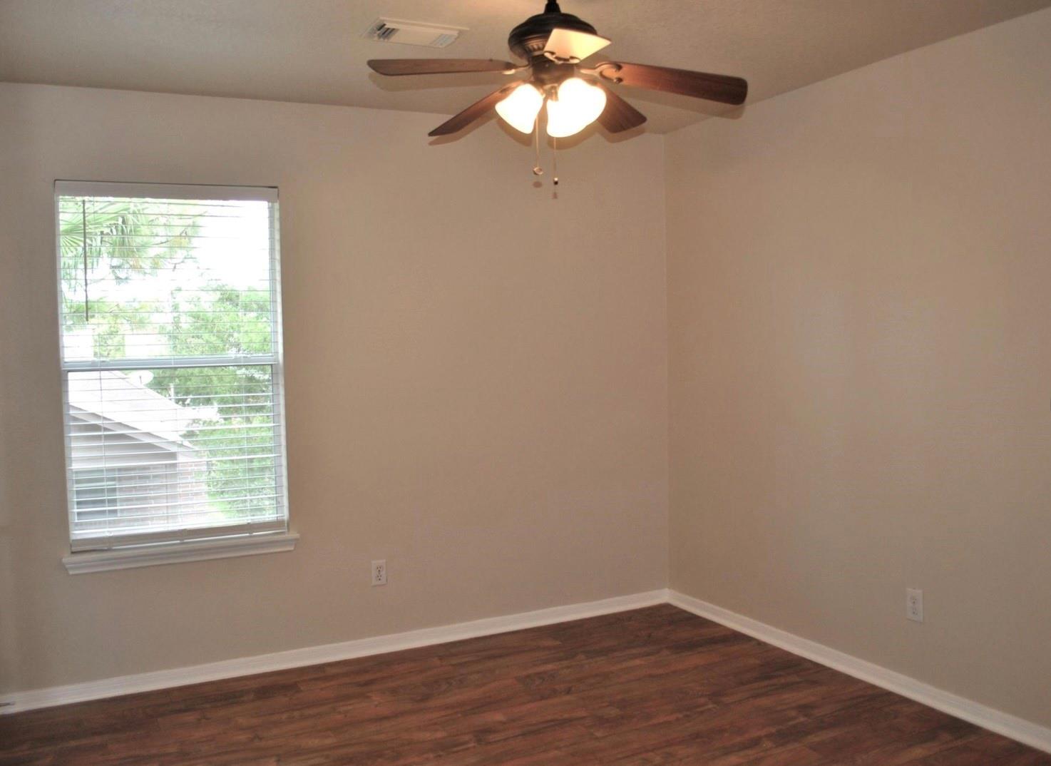 19438 Juniper Vale Circle